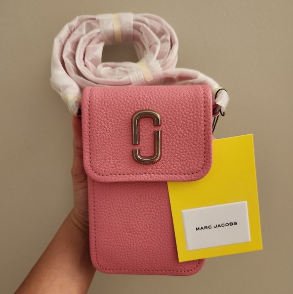Marc Jacobs | Bags | Marc Jacobs Glam Shot Phone Bag | Poshmark